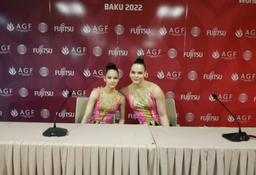 Atletas húngaras elogian la organización del Campeonato Mundial de Gimnasia Acrobática de Bakú