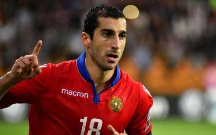 Mxitaryan millidəki karyerasını başa vurdu   
