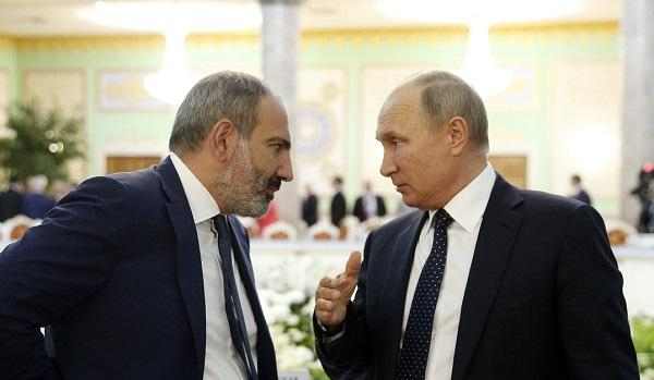 Pashinyan et Poutine ont discuté de la situation au Karabagh