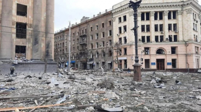   PHOTOS  and  VIDEO  from Kharkiv following missile attack 