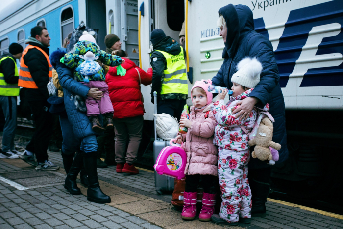 Ukrainian refugees flight marks swiftest exodus of century - UN