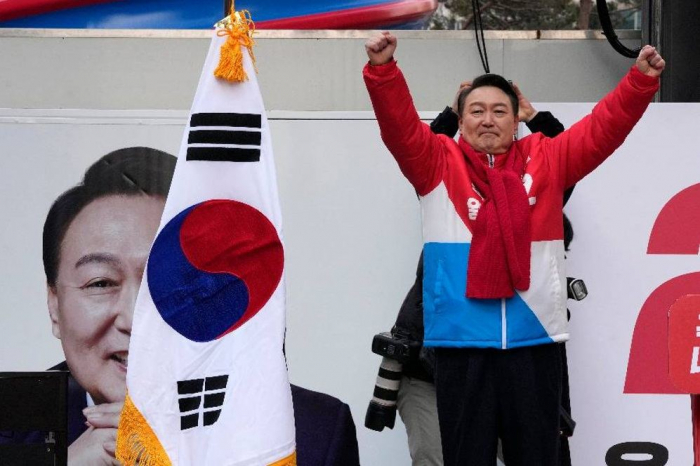 South Korea elects new president 