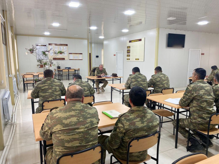 Azerbaijani MoD organizes training-methodological classes in military units