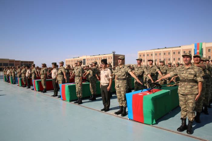   Aserbaidschanische Studenten, die in der Ukraine studieren, erhalten das Recht, den Militärdienst aufzuschieben  
