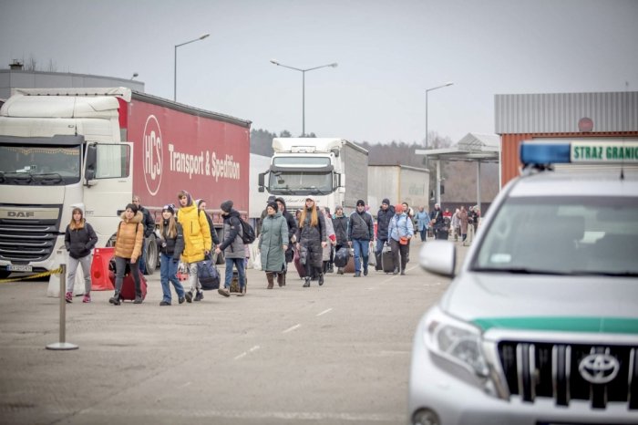  Ukraynadan Polşaya keçənlərin sayı 2 milyona çatır 