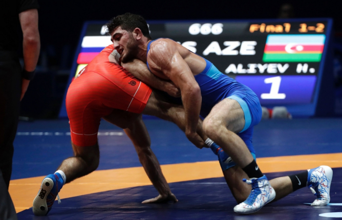   Aserbaidschanische Freistilringer kämpfen um Medaillen bei Europameisterschaften in Budapest  
