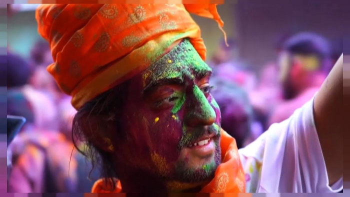   Revellers in India and Nepal celebrate colourful Holi -   NO COMMENT    