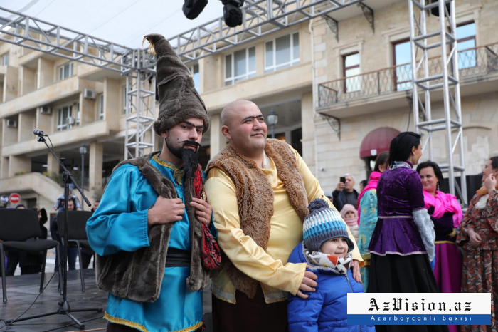   Aserbaidschan feiert Novruz-Feiertag  
