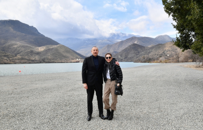  Präsident Ilham Aliyev legt Grundstein für Tourismuskomplex in Sugovuschan 