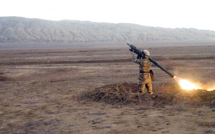 Hava hücumundan müdafiə bölmələrinin təlimləri keçirilib  
