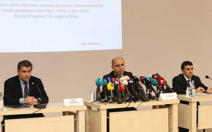    "Bağçalara qəbul onlayn qaydada olacaq" -    Emin Əmrullayev       