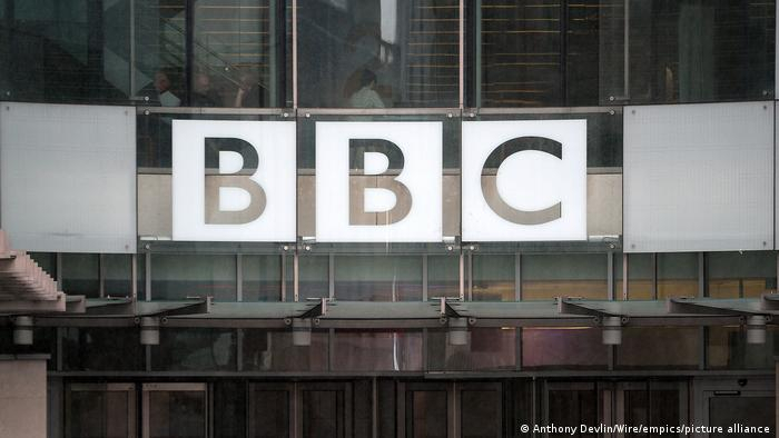    BBC Rusiyada fəaliyyətini  dayandırdı     
