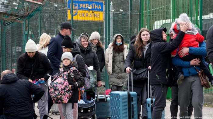       BMT:    Ukraynanı 2 milyondan çox insan tərk edib   
