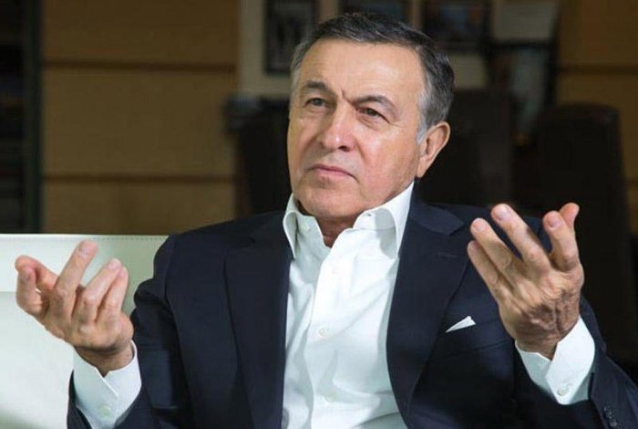    "Vəziyyət çox gərgindir,  “qara gün” gəlib çatıb" -     Araz Ağalarov      