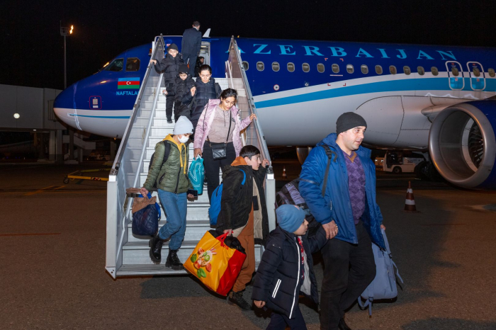 AZAL carries out evacuation of another group of Azerbaijanis 