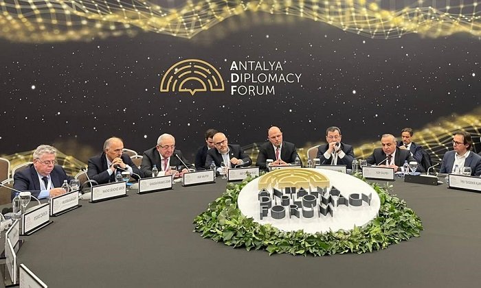    Azay Quliyev Ukrayna-Rusiya görüşü ilə bağlı təklif verdi   