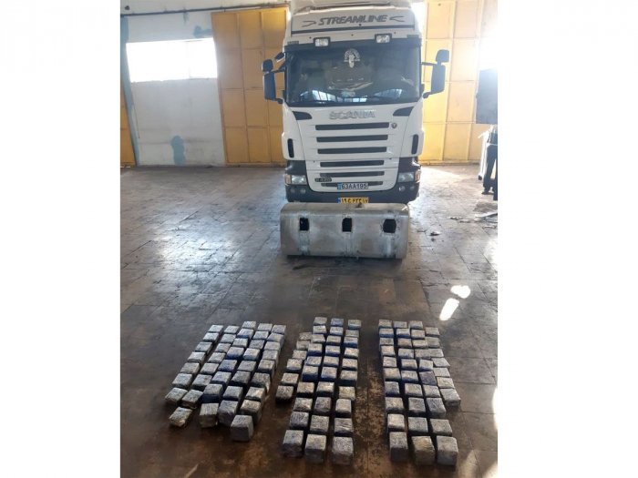 Gömrükçülər 98 kiloqrama yaxın heroin aşkarlayıb -    FOTO   