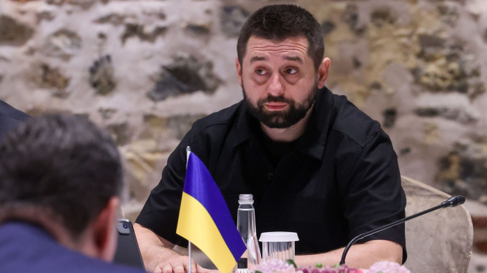 Négociateur ukrainien: les conditions sont «suffisantes» pour une rencontre Zelensky-Poutine 