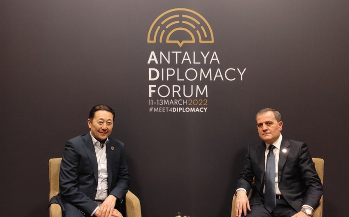 Ceyhun Bayramov AQEM-in direktoru ilə görüşüb