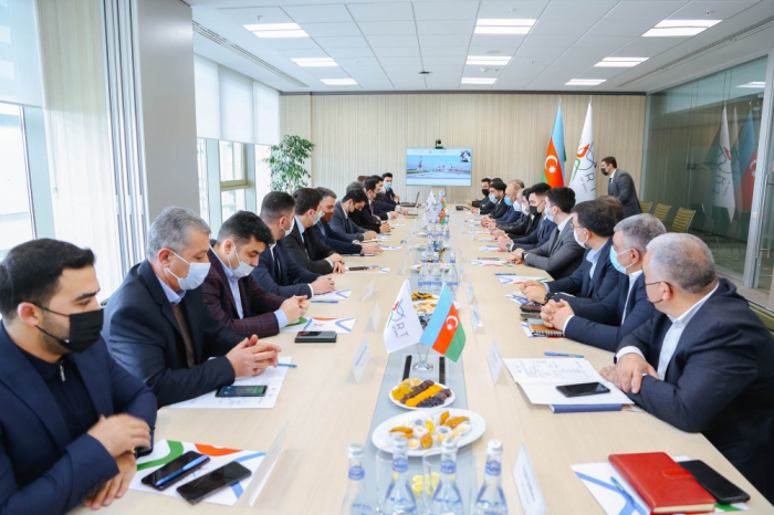 El puerto de Bakú amplía la cooperación con socios comerciales regionales de logística y cadena de suministro