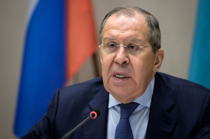    "Almırlar, almasınlar!" -    Lavrov      