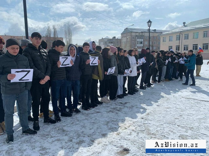    Ermənistanda şagirdlər Rusiyaya dəstək verdi –    FOTOLAR      