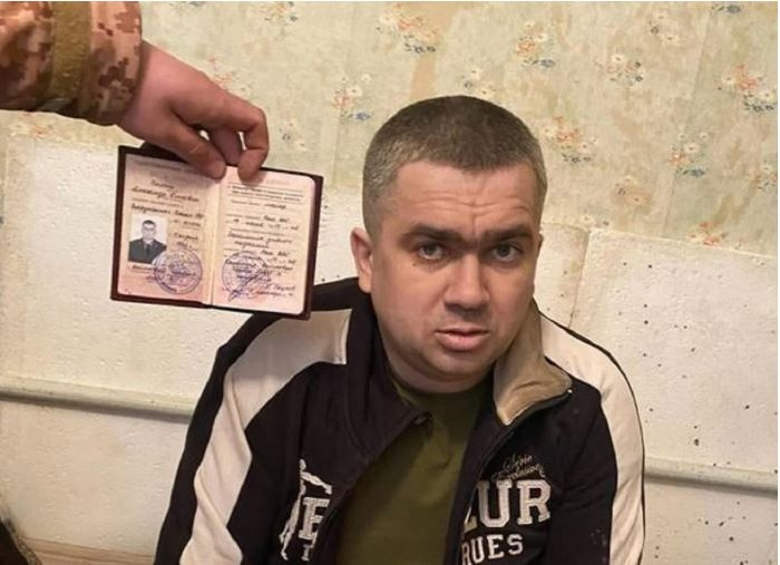   Yüksək rütbəli rus zabit əsir düşüb -    FOTO      