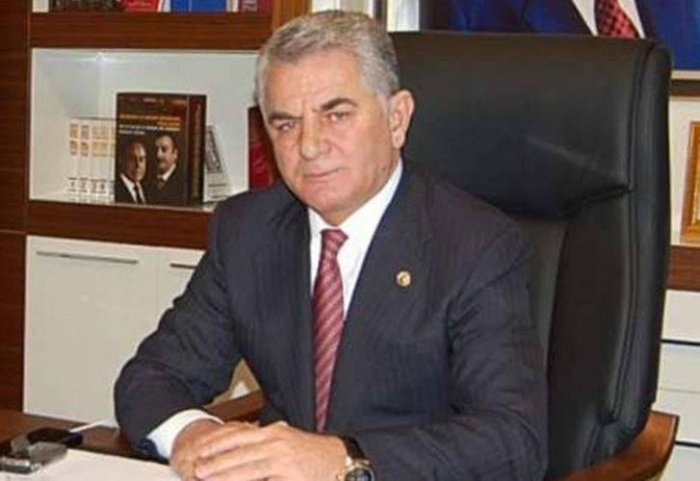    Prokuror keçmiş icra başçısına 12 il həbs istədi    