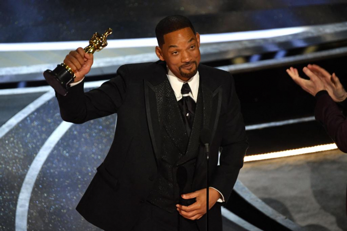 Oscars 2022 : Will Smith sacré meilleur acteur et présente ses excuses en pleurant pour sa gifle - Vidéo