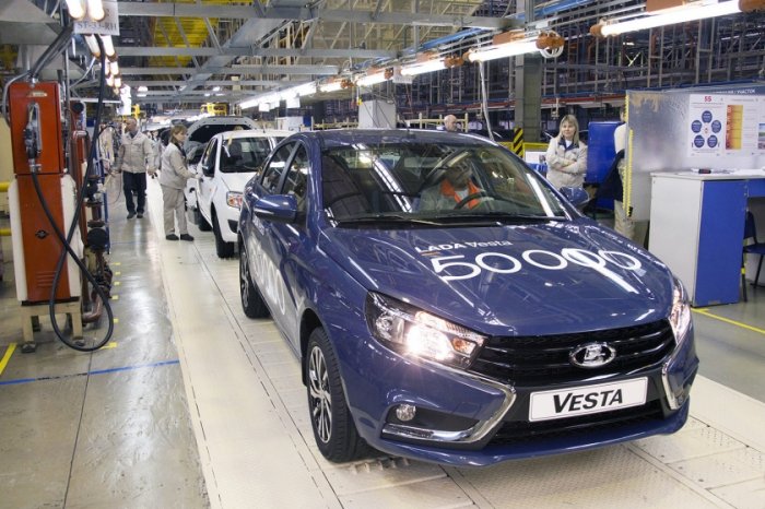    “AvtoVAZ” avtomobillərinin qiymətini    kəskin şəkildə qaldırdı      