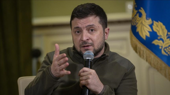 Volodymyr Zelensky : 1 300 soldats russes ont été tués après l