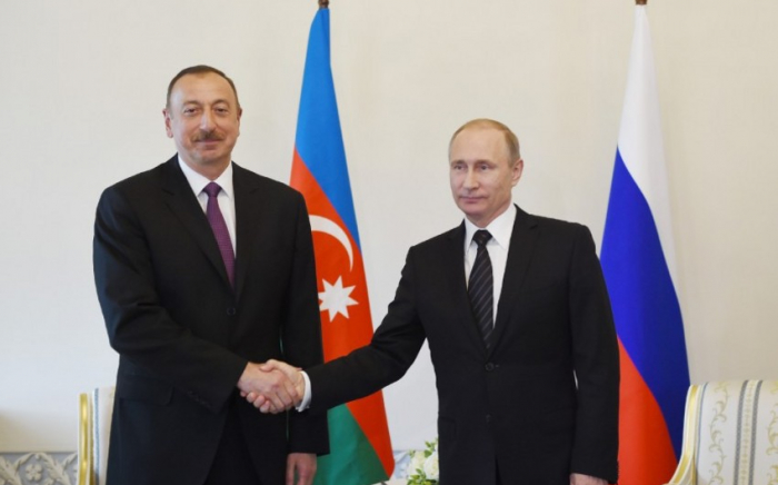  Vladimir Putin felicita a Ilham Aliyev 