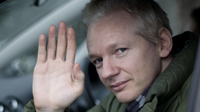 Tribunal británico emitirá el 20 de abril la orden de extradición de Assange