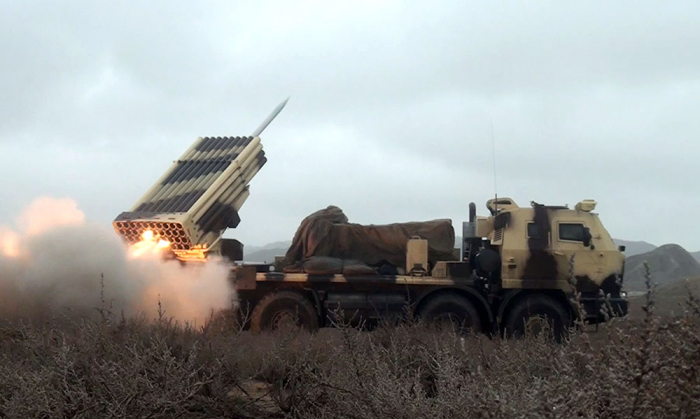   Rocket and artillery units of Azerbaijani army fulfill firing tasks -   VIDEO    