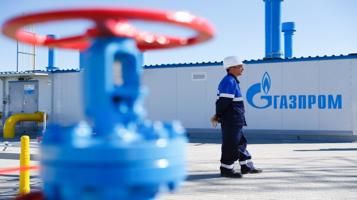 Gazprom continues regular gas supplies for transit to Europe through Ukraine