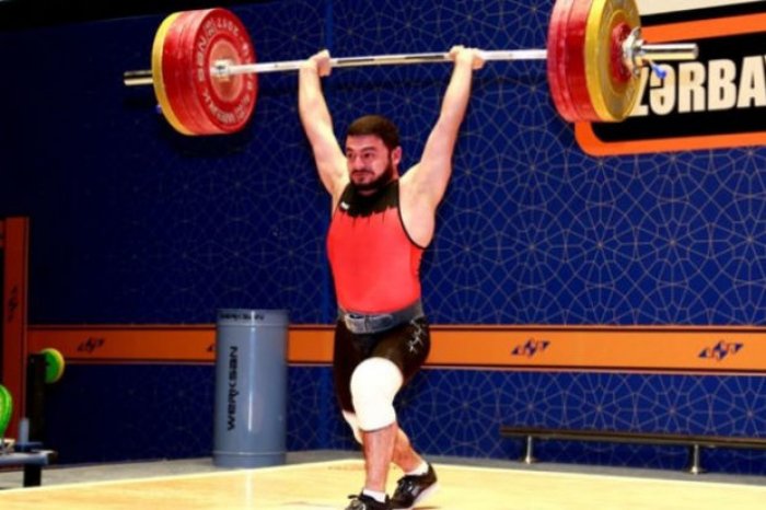 Paşa İbrahimli  Azərbaycan çempionu oldu  
