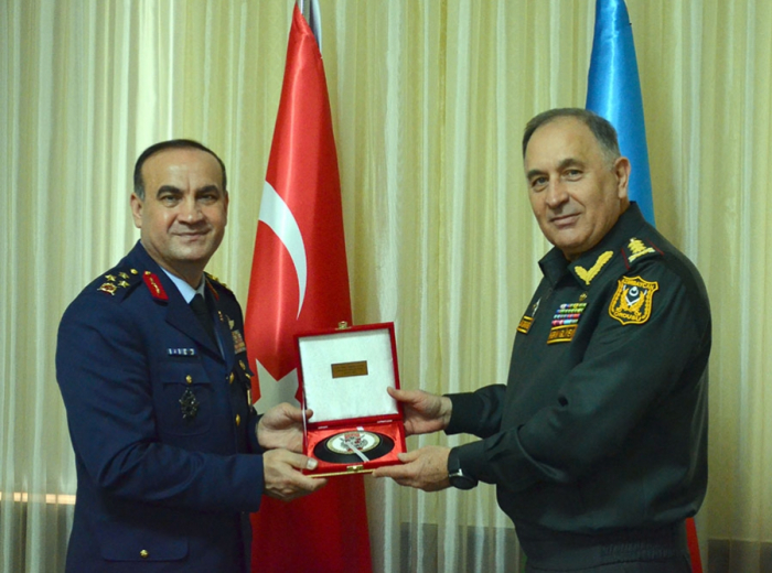   Chief of General Staff of Azerbaijan Army meets with Turkish delegation  