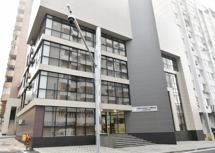    "Prezidentin yeni binanın açılışında şəxsən iştirakı məsuliyyətimizi daha da artırdı" -   Rektor      