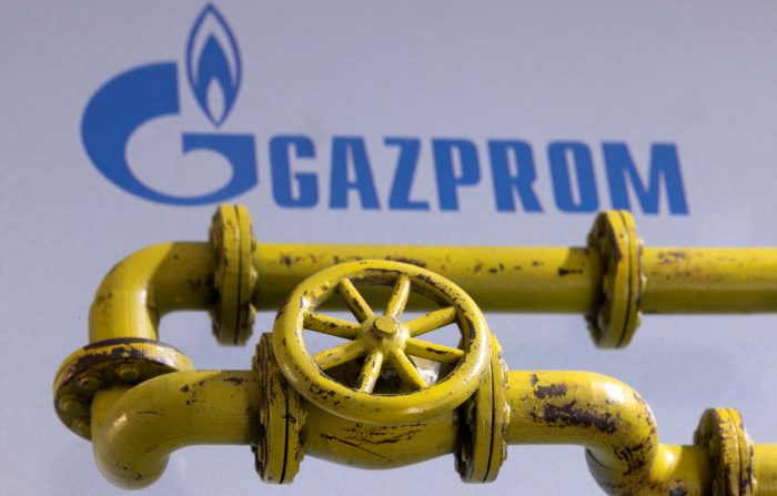 Gazprom continues supplying gas for transit to Europe via Ukraine as normal