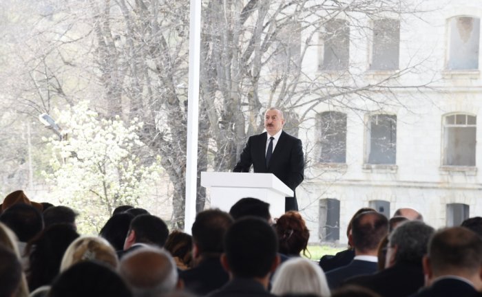       Azərbaycan lideri:    "Dünya erməniliyinin Azərbaycana qarşı ərazi iddialarını da aradan götürəcəyik"  
   
