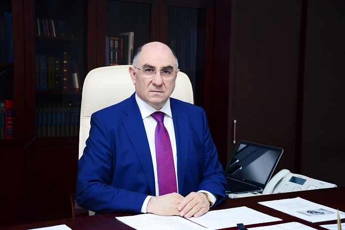    "Rəyasət Heyətində sıravi işçilər direktorlardan daha çox maaş alır" -    Vitse-prezident  
      