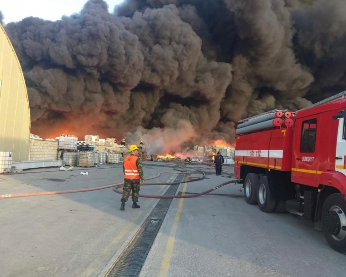  Fire breaks out at industrial park in Azerbaijan’s Sumgayit - PHOTO/VIDEO