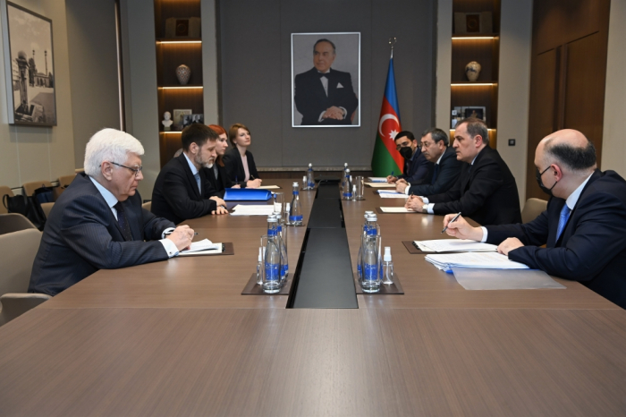   Azerbaijan, Russia hold bilateral consultations  