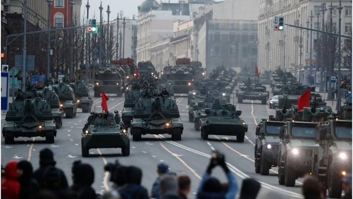  Military vehicles roll through Moscow city center ahead of V-Day parade rehearsal -  NO COMMENT  