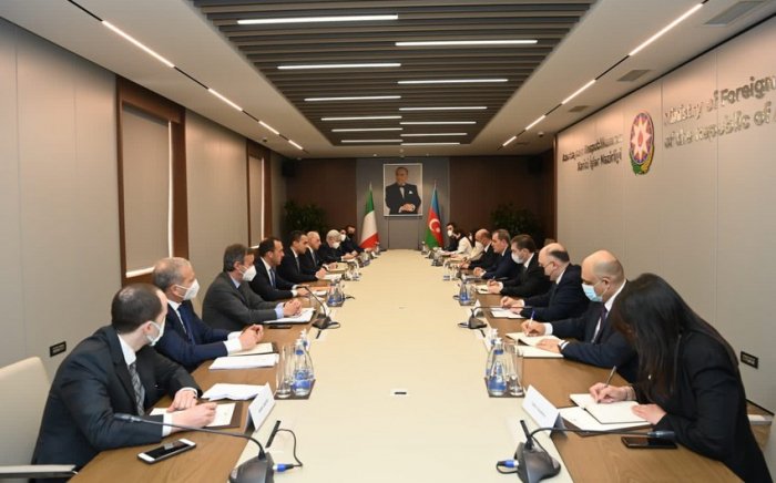 Azərbaycan və İtaliya arasında Strateji Dialoqun birinci iclası keçirilib  
