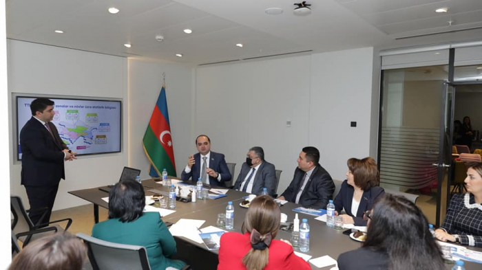 Təhsil Tələbə Krediti Fondunda deputatlarla görüş keçirilib 