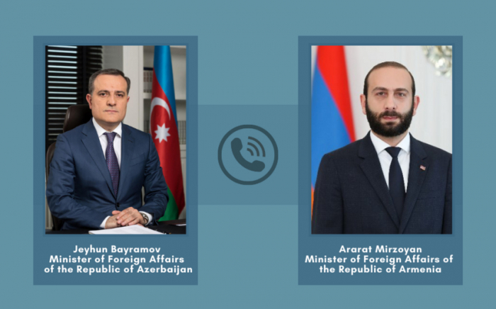    Azərbaycan və Ermənistan XİN başçıları telefonla danışıb   