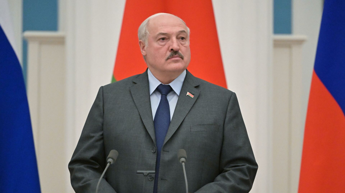    Lukaşenkonu müalicə edən həkimi saxlanıldı     

