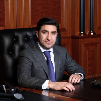    Prezident Qod Nisanov və Oleq Krapivini təltif etdi   