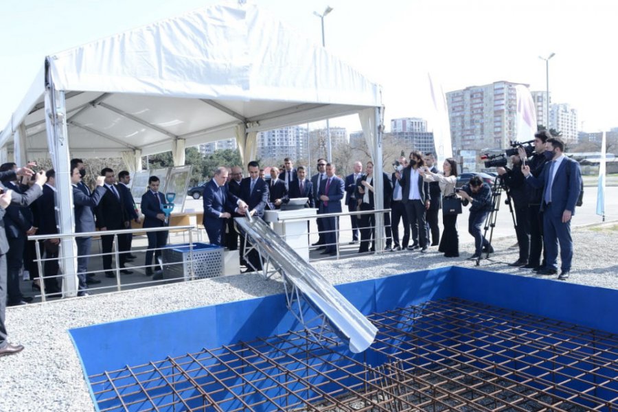    İtaliya-Azərbaycan Universitetinin təməli qoyulub  
   
